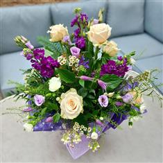 Florist choice Country garden-Box arrangement